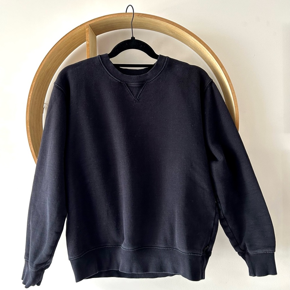 Aritzia TNA Black Crewneck Sweatshirt